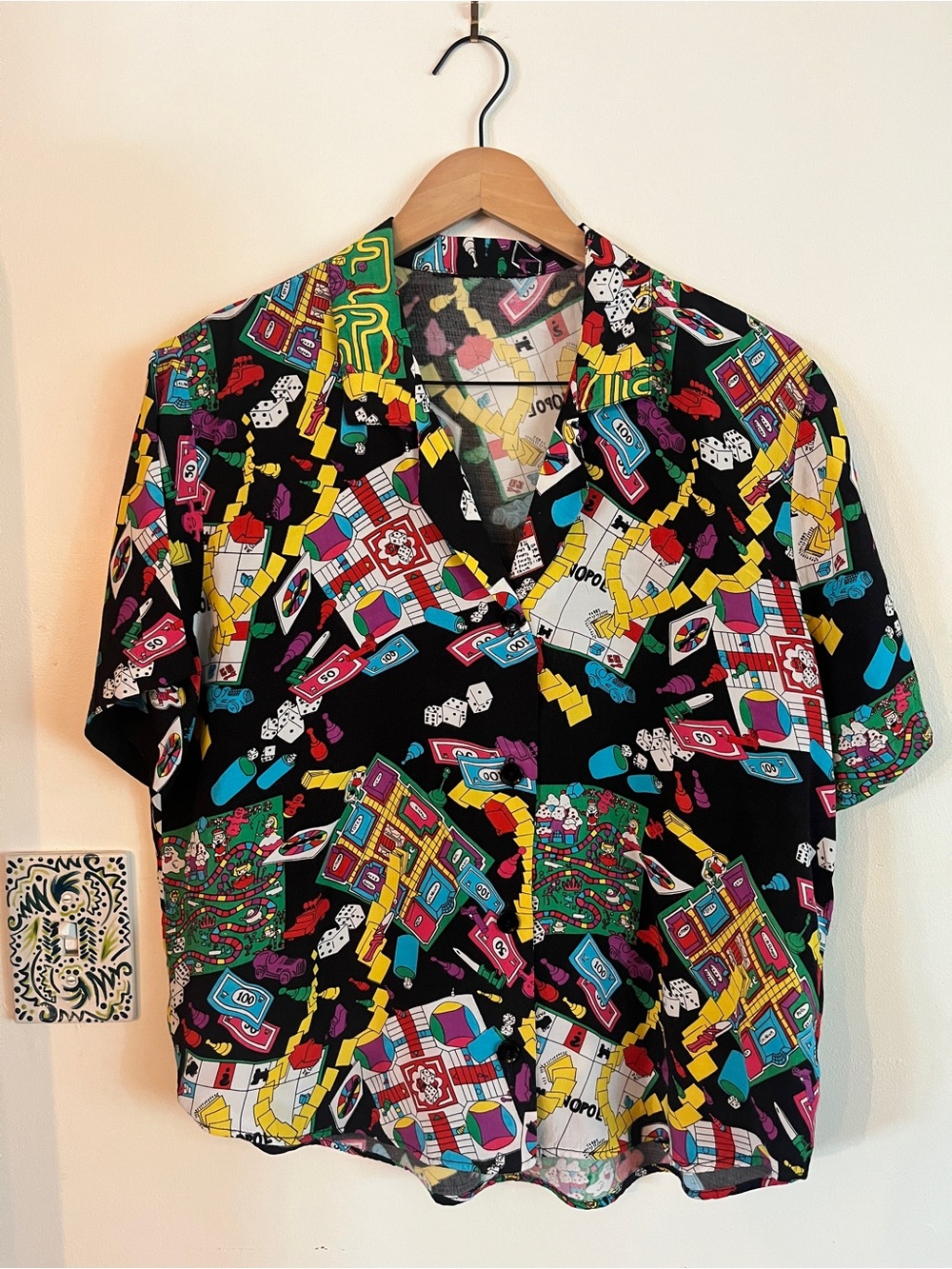 1990s Vintage Black Multicolor Board Game Print Button-Up Shirt